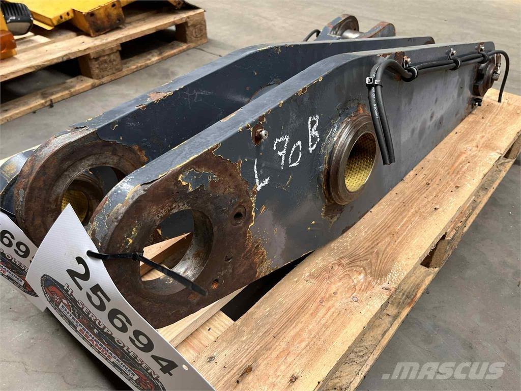 Volvo L70B Link Arm Övriga