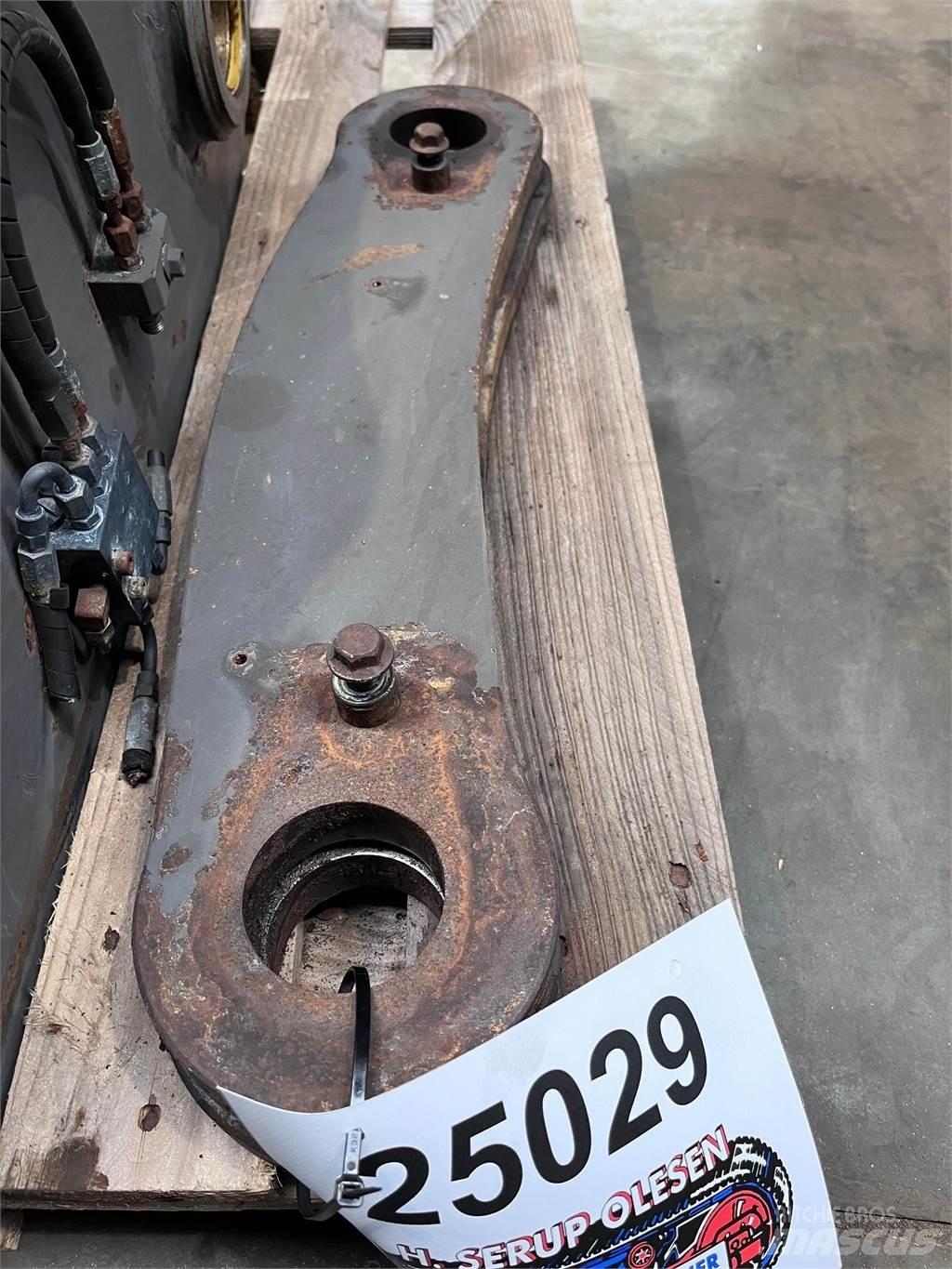 Volvo L90E Link Arm Övriga