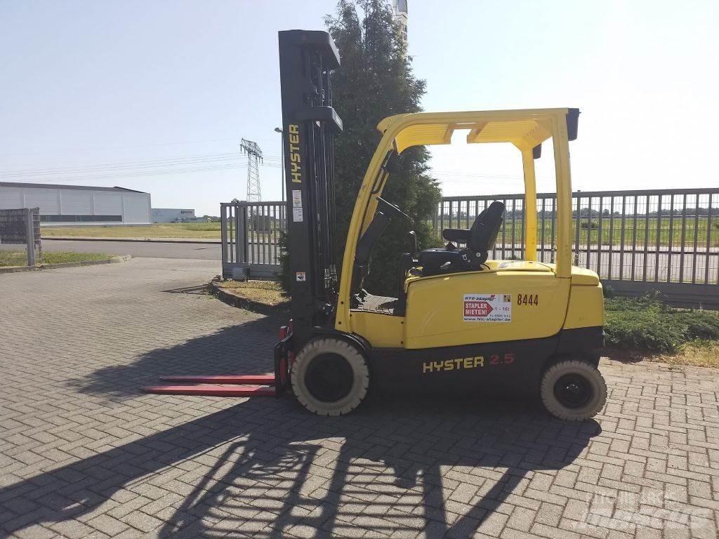Hyster J2.5XN Elmotviktstruckar