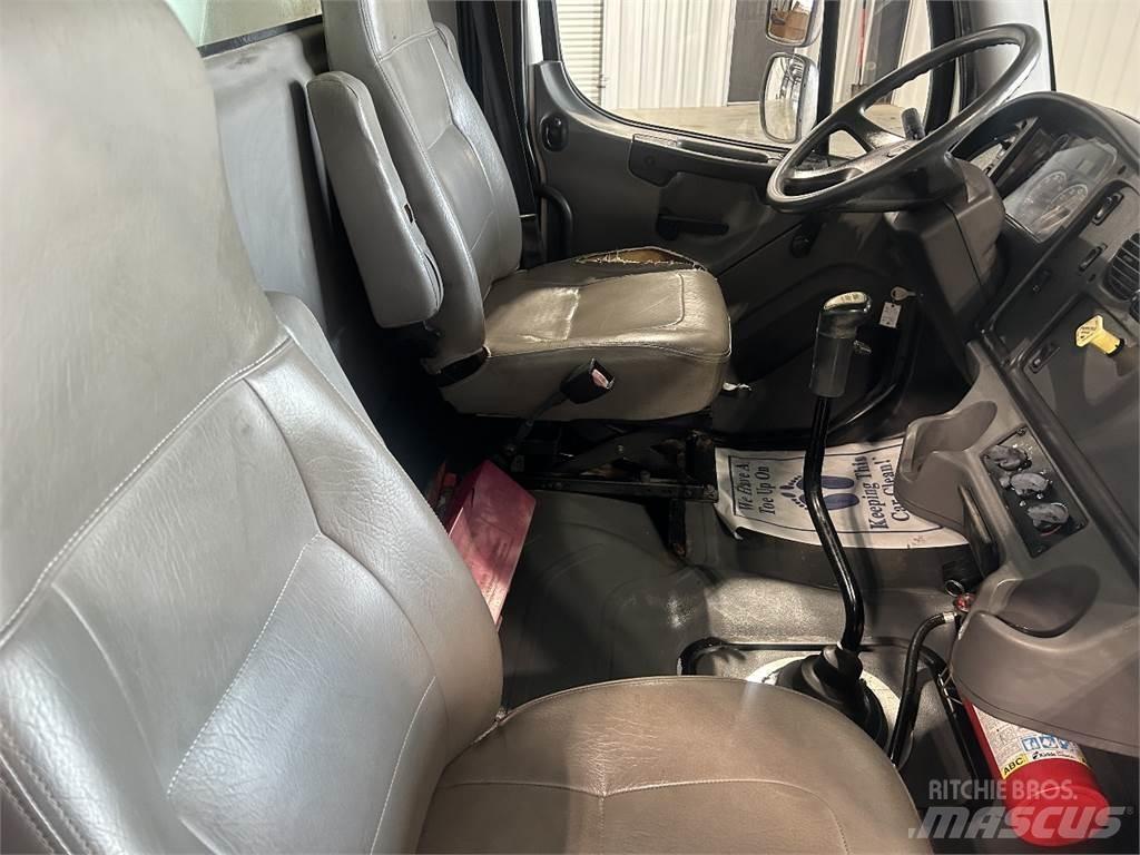 Freightliner M2 Övriga bilar