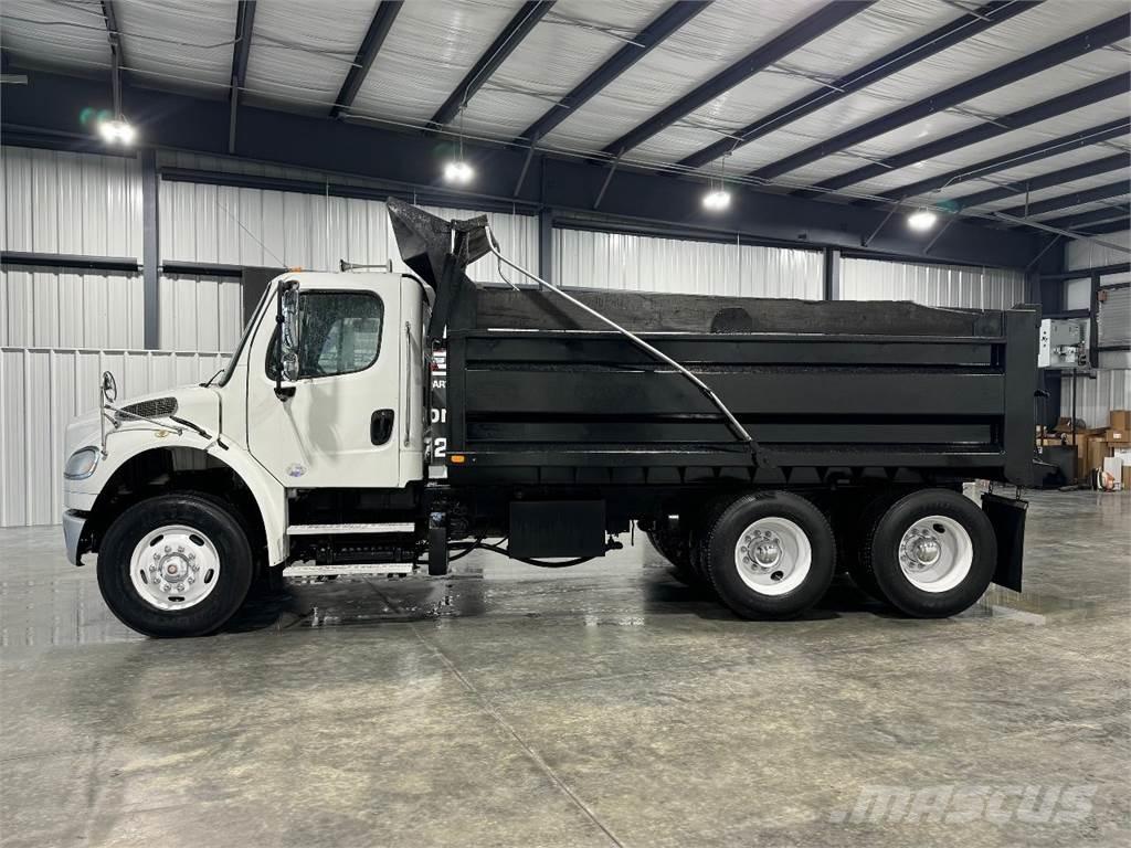 Freightliner M2 106 Tippbilar