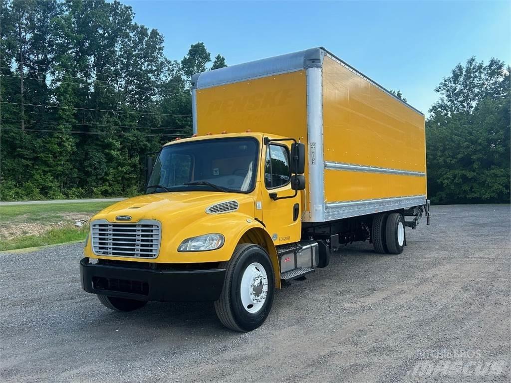 Freightliner M2106 Skåpbilar