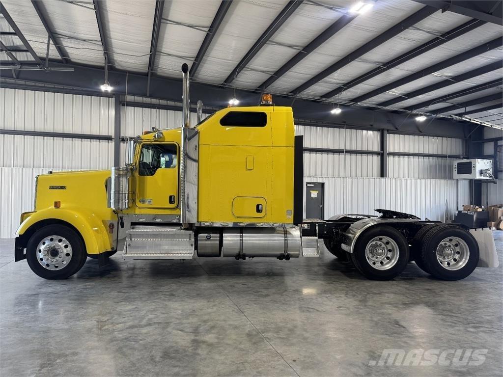Kenworth W900L Dragbilar