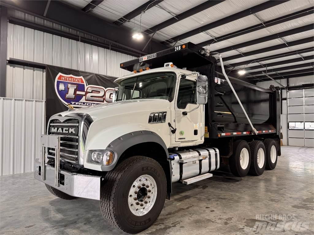 Mack GR64F Gold Dog Tippbilar