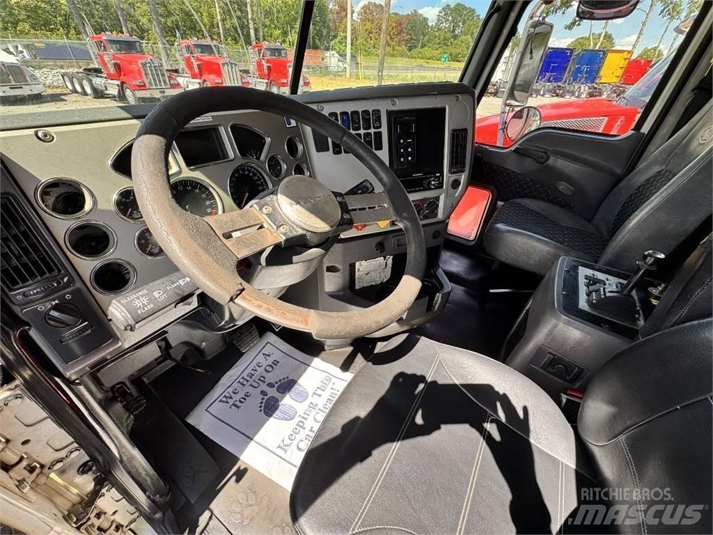 Mack GU713 Tippbilar