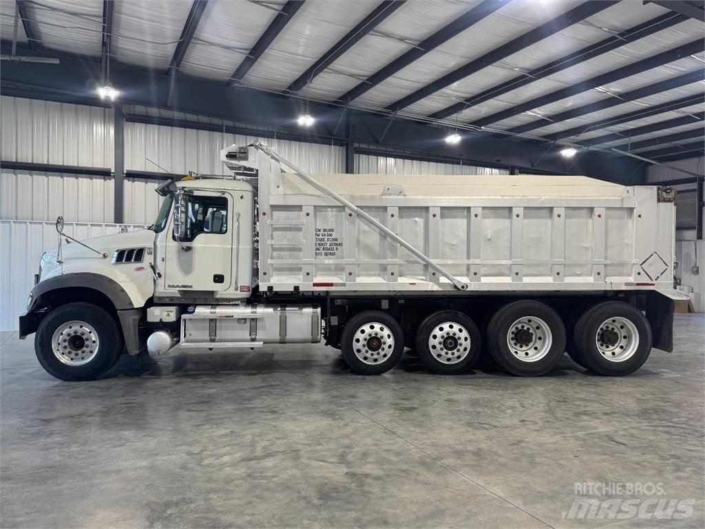 Mack GU713 Tippbilar