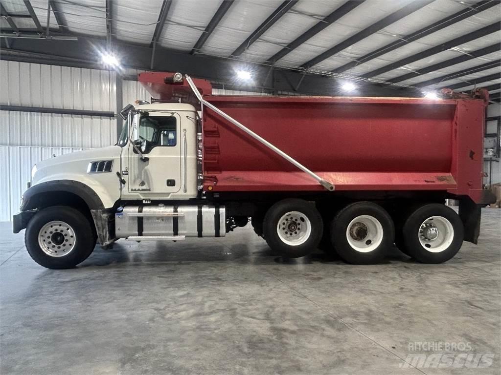 Mack GU713 Tippbilar