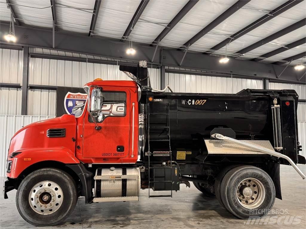 Mack MD6 Tippbilar
