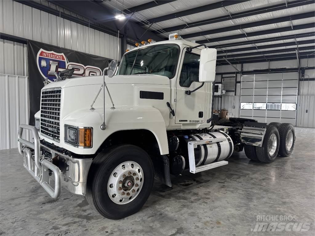 Mack Pinnacle Dragbilar