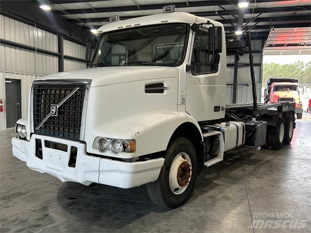 Volvo VHD Växelflak-/Containerbilar