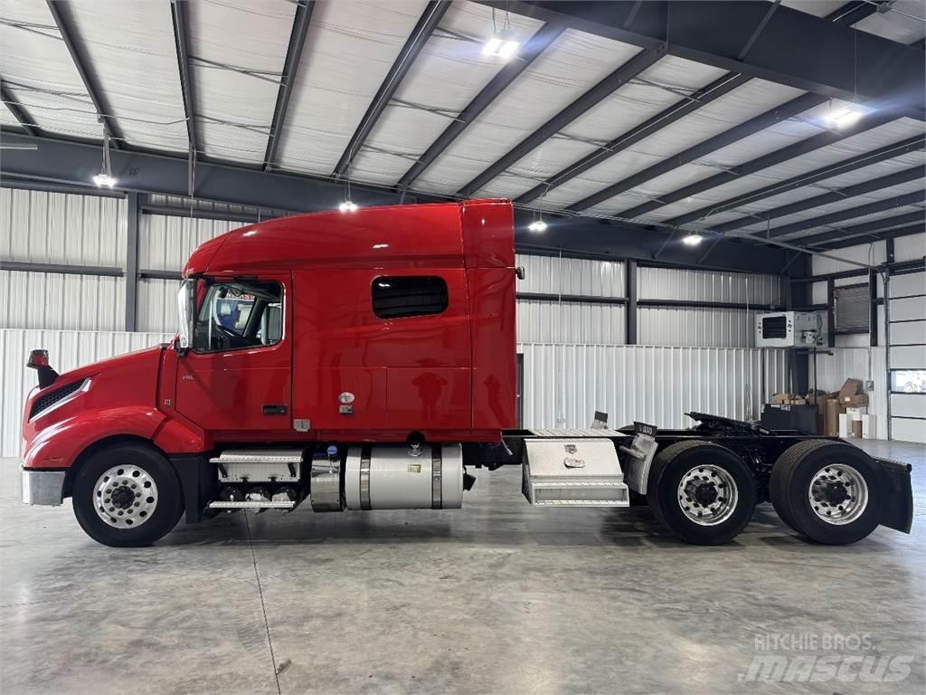 Volvo VNL64T740 Dragbilar