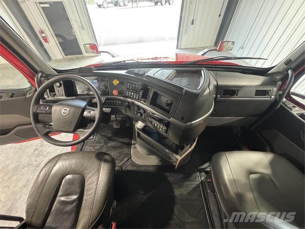 Volvo VNL64T740 Dragbilar