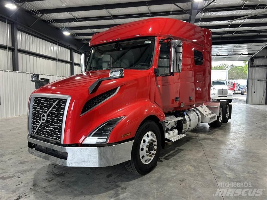 Volvo VNL64T740 Dragbilar