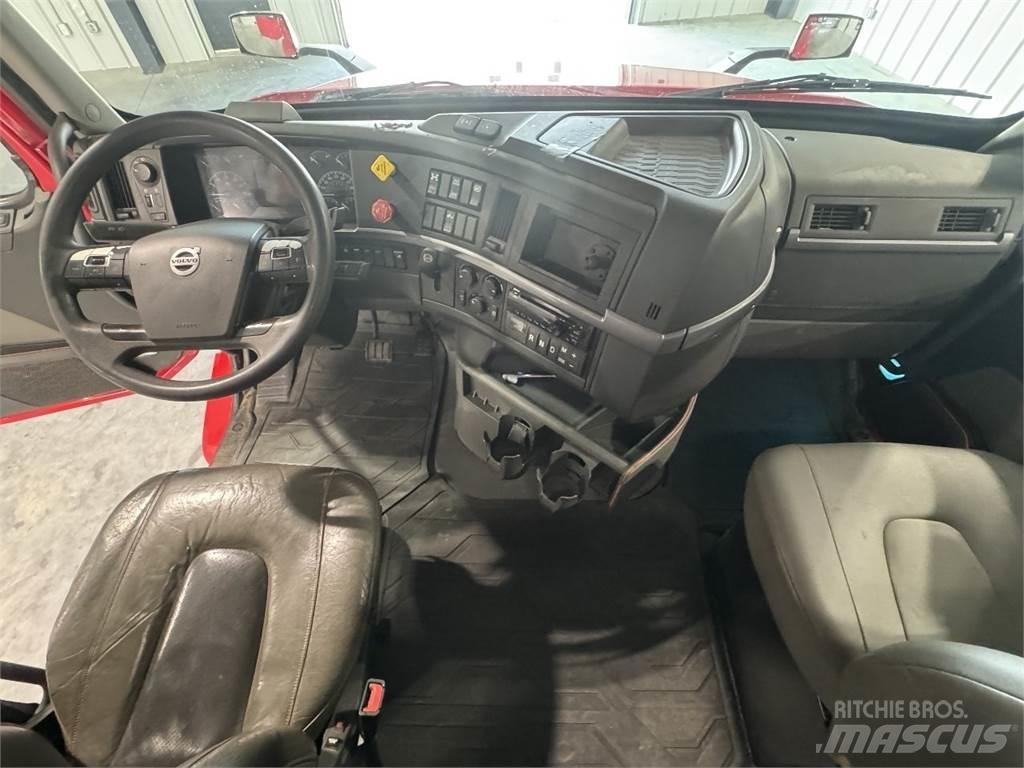Volvo VNL740 Dragbilar