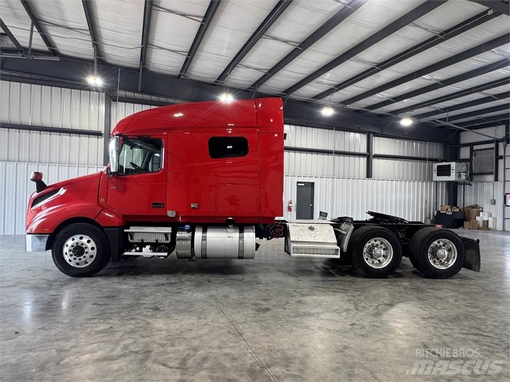 Volvo VNL740 Dragbilar