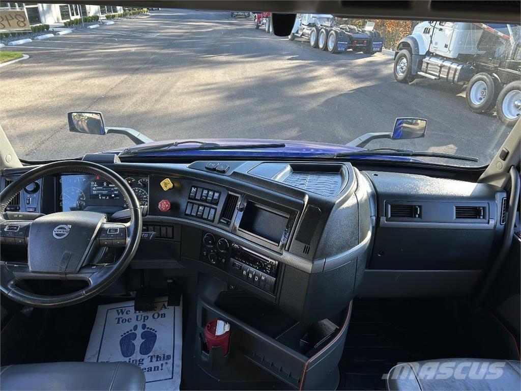 Volvo VNL860 Dragbilar