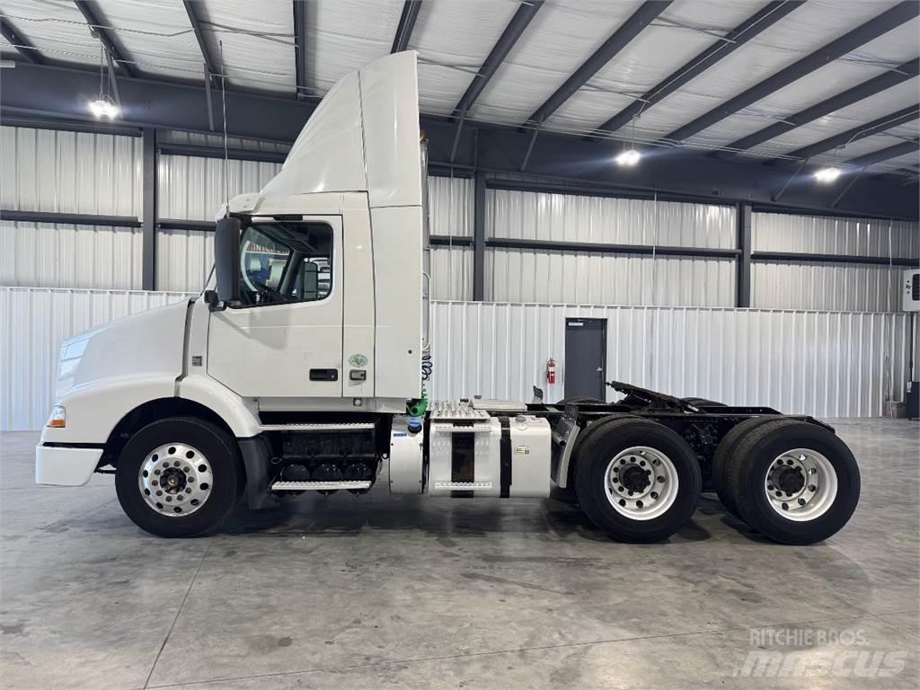 Volvo VNM64T200 Dragbilar