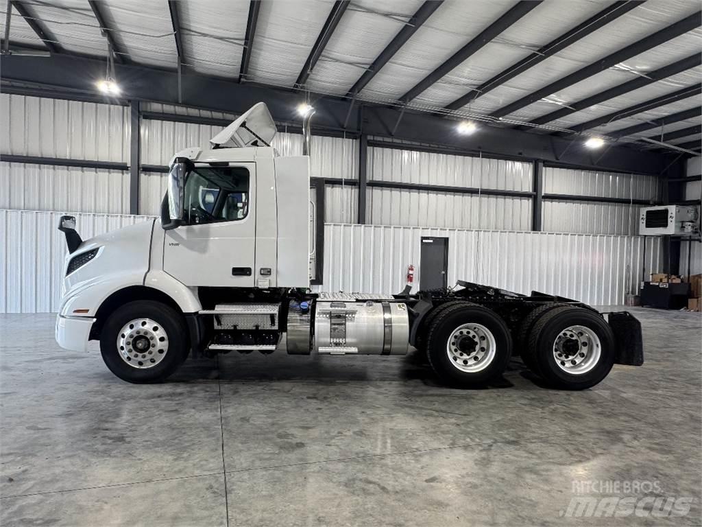 Volvo VNR64T300 Dragbilar