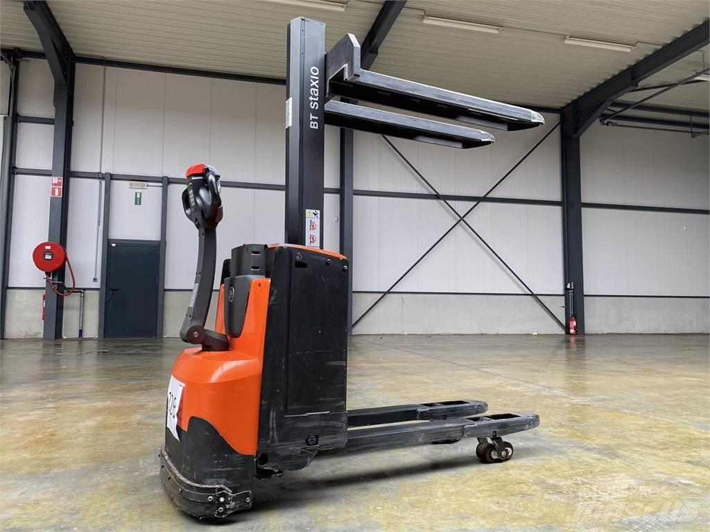 Toyota BT SWE080L Staplare