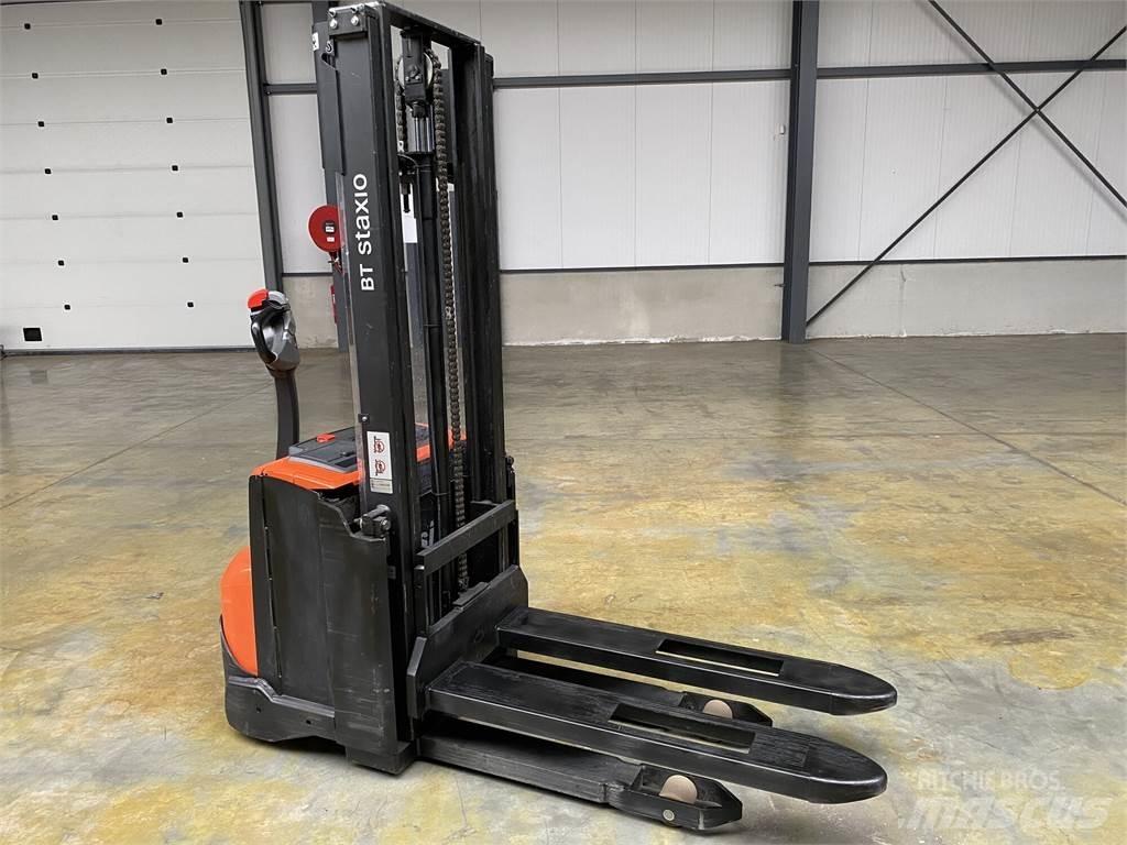 Toyota BT SWE100 Staplare