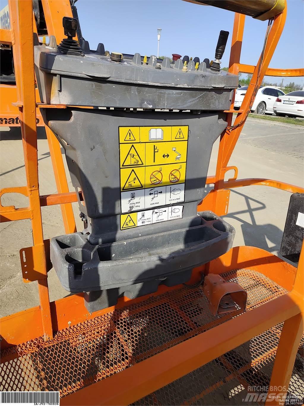 JLG 460SJ Bomliftar