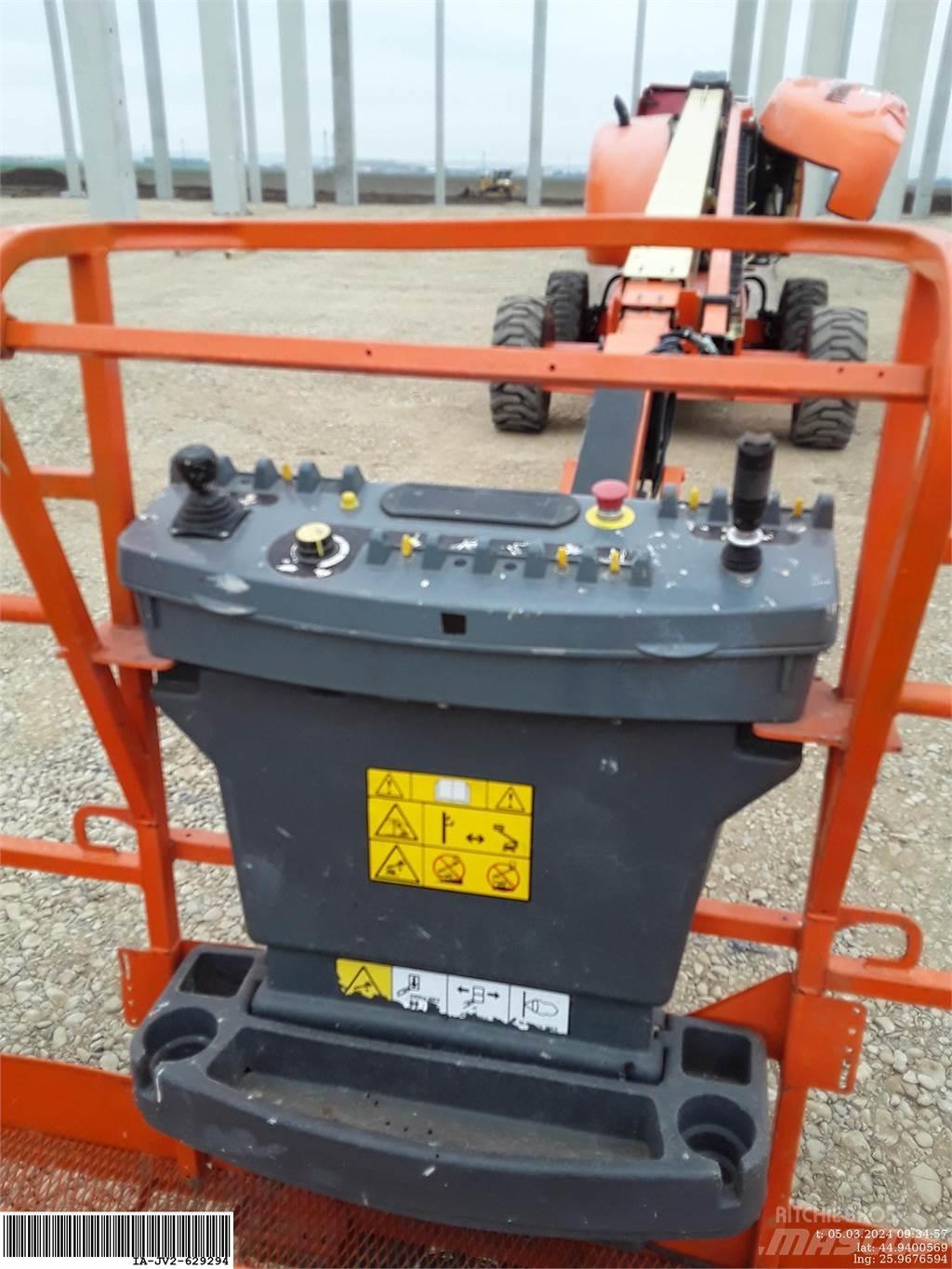 JLG 660SJ Bomliftar