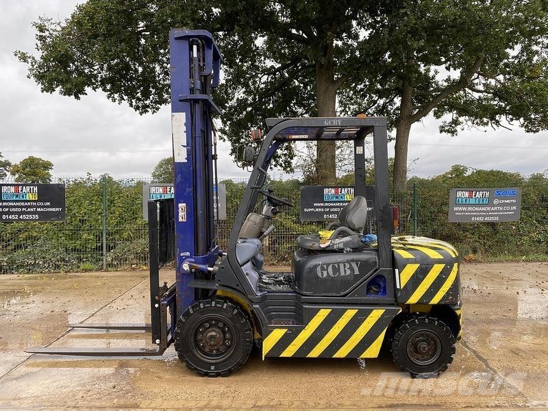 Komatsu FD25T-12 Övriga motviktstruckar