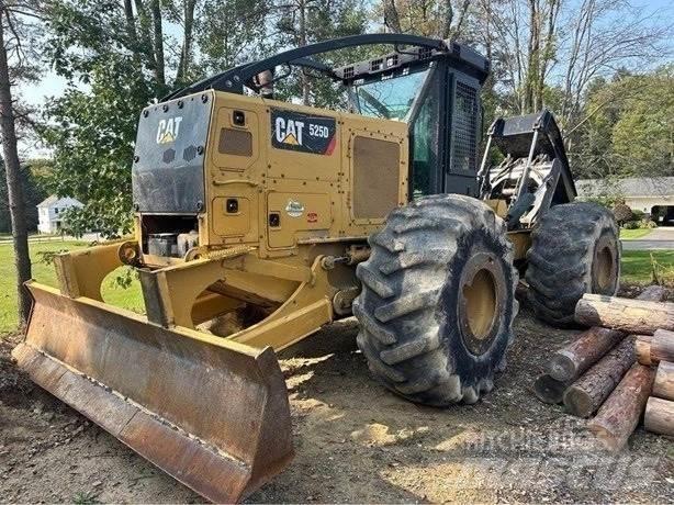 CAT 525D Övriga
