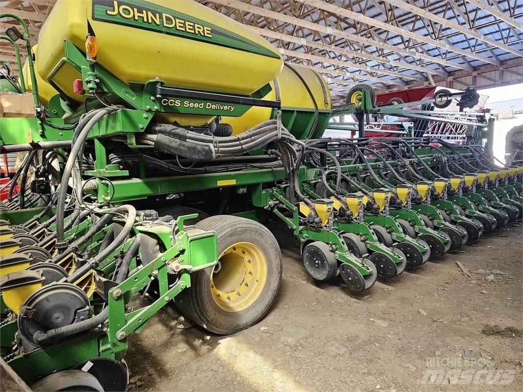 John Deere DB60 Övriga