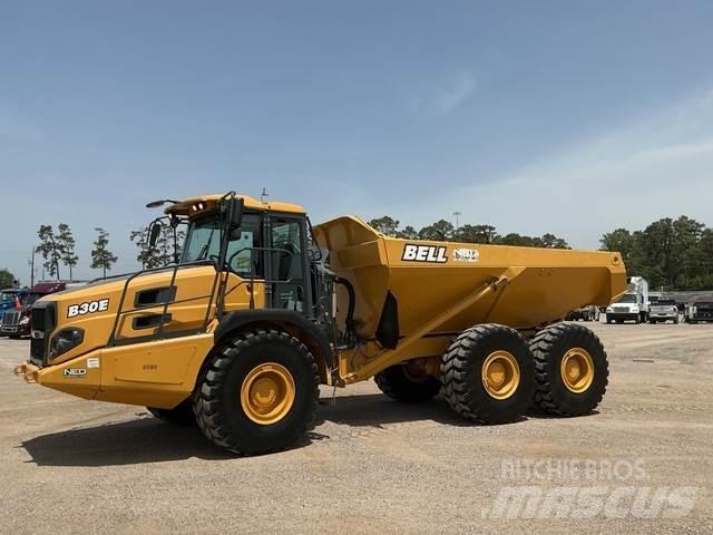 Bell B30E Midjestyrd dumper