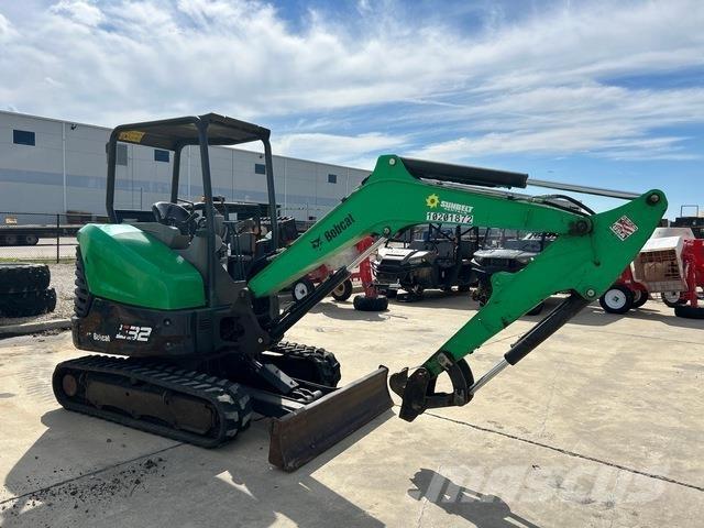 Bobcat E32 Bandgrävare