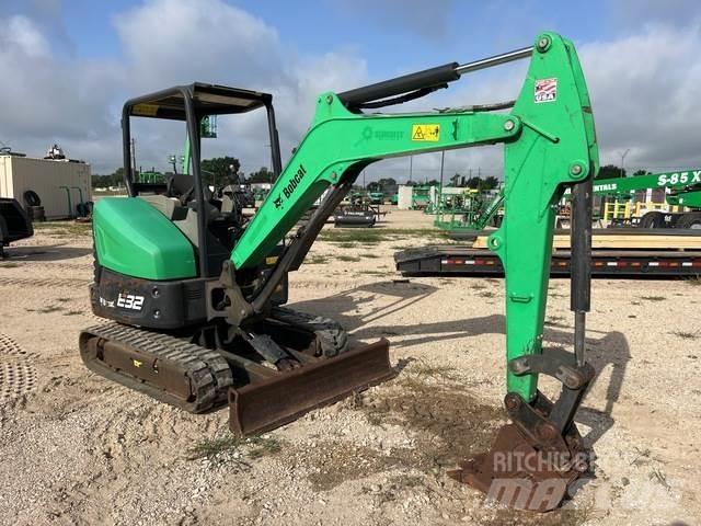 Bobcat E32I Bandgrävare