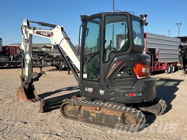 Bobcat E35 Bandgrävare