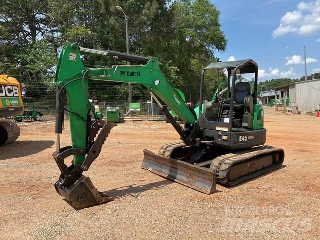 Bobcat E45 Bandgrävare