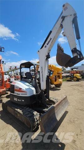 Bobcat E45 Bandgrävare