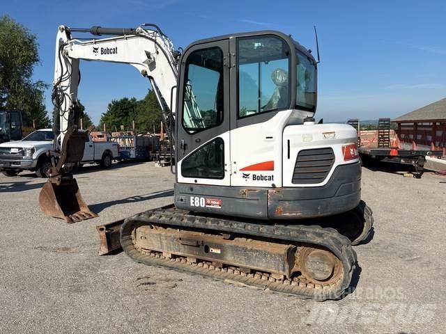 Bobcat E80A Bandgrävare