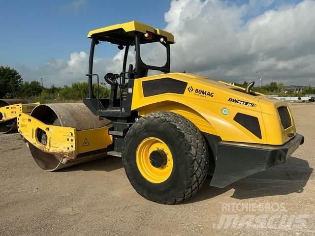 Bomag BW211D-5 Envalsvältar