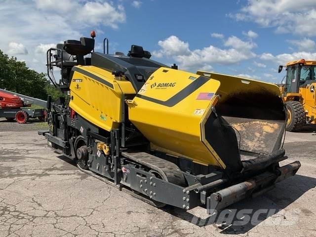 Bomag CR-820T Asfaltsläggningsmaskiner