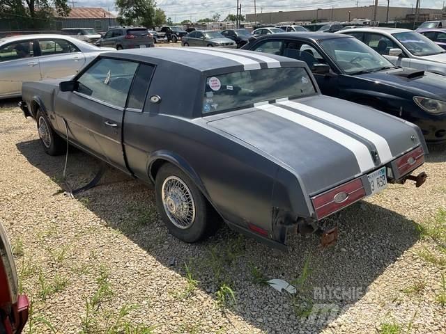 Buick Riviera Personbilar