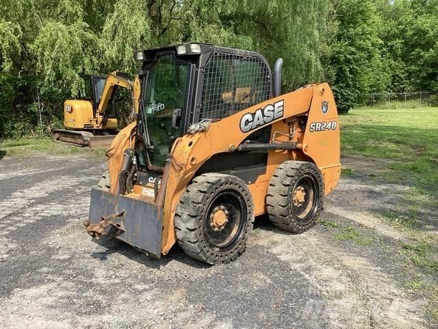 CASE SR240 Kompaktlastare