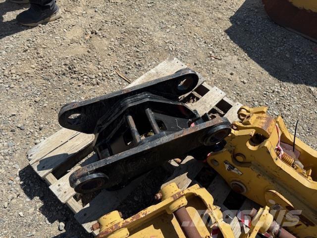 CAT  Redskapsfäste/ adaptrar