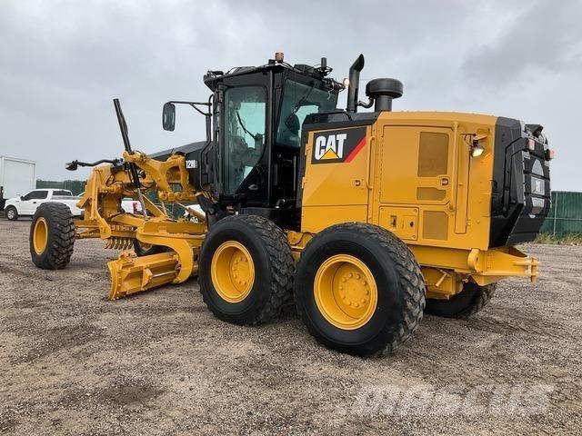 CAT 12M3 Väghyvlar