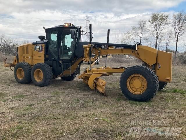 CAT 140AWD Väghyvlar