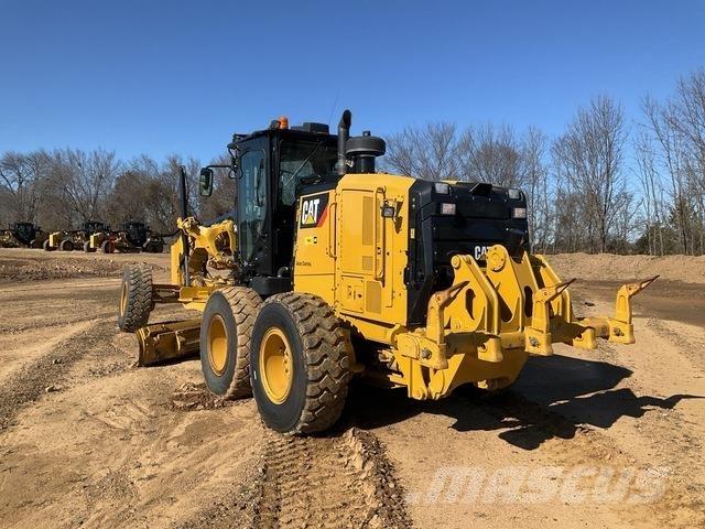 CAT 140M3 Väghyvlar