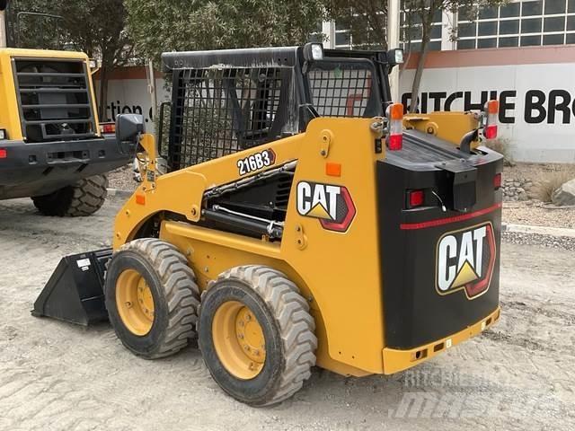 CAT 216B3 Kompaktlastare