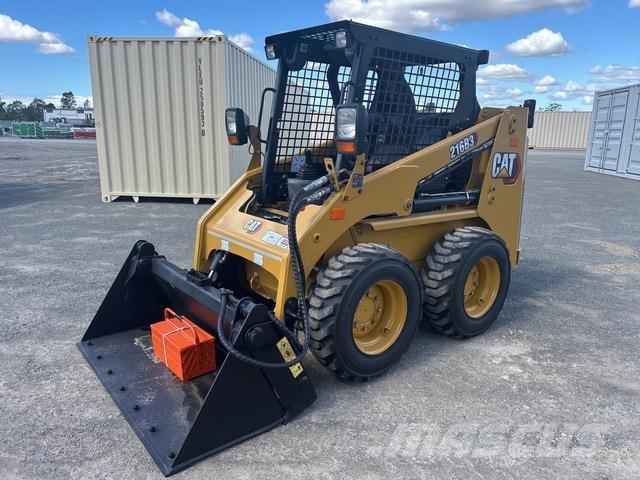 CAT 216B3 Kompaktlastare