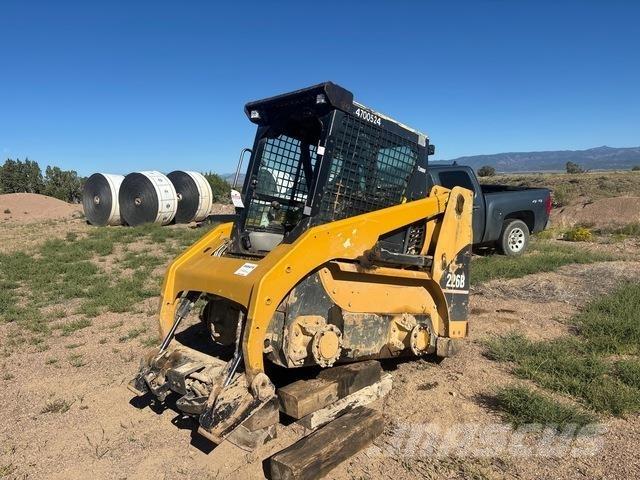 CAT 226B3 Kompaktlastare