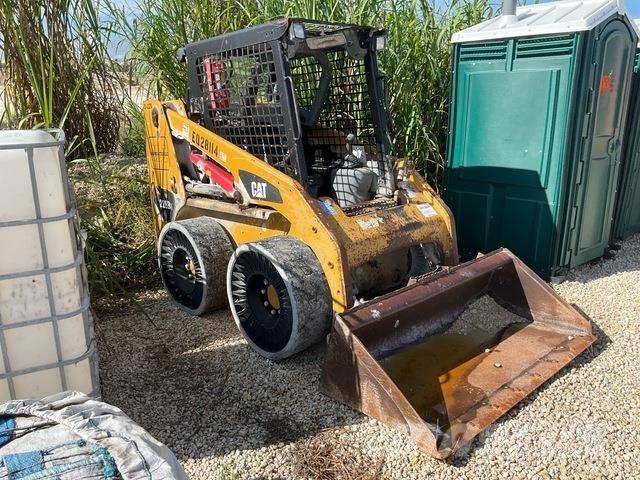 CAT 226B3 Kompaktlastare