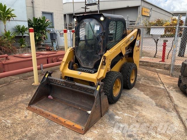 CAT 226D3 Kompaktlastare