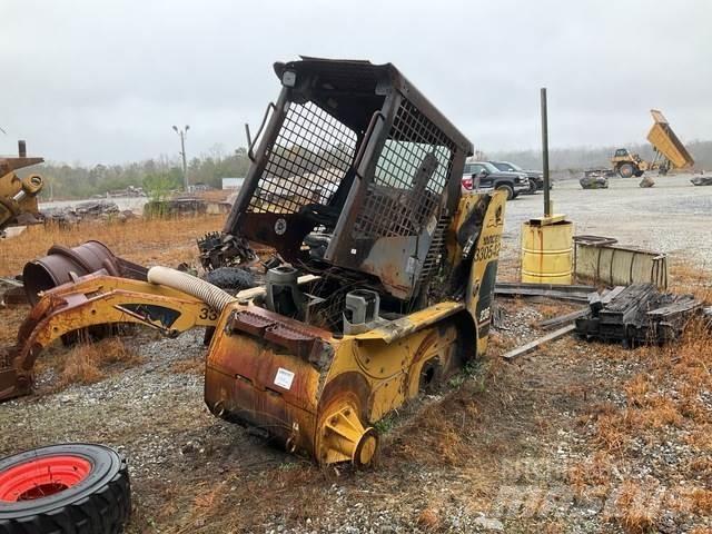 CAT 236 Kompaktlastare